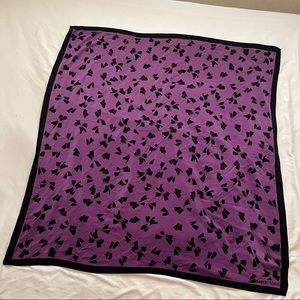 💜 Giorgio Armani silk scarf